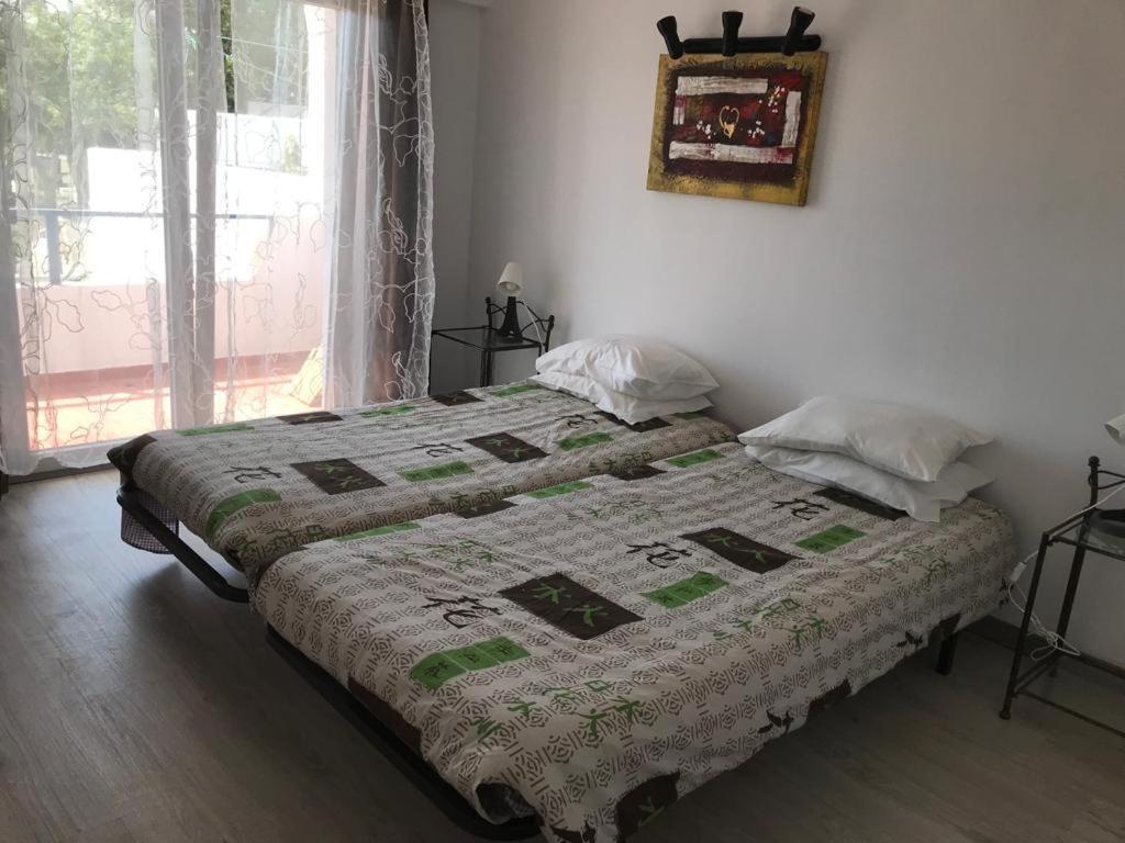 Guest House Casa Ramos On The Strip Albufeira Dış mekan fotoğraf