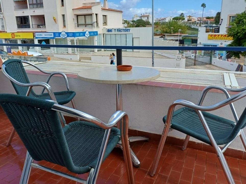 Guest House Casa Ramos On The Strip Albufeira Dış mekan fotoğraf